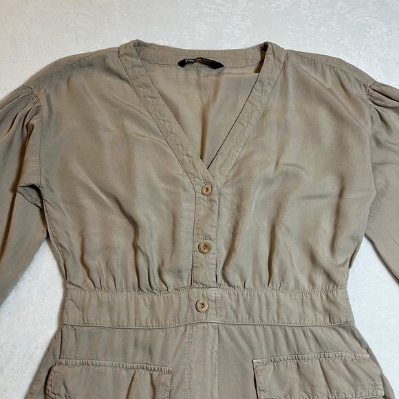 ZARA V-Neck Button Up Utility Playsuit Romper Size Medium Neutral Safari Casual - Picture 4 of 15